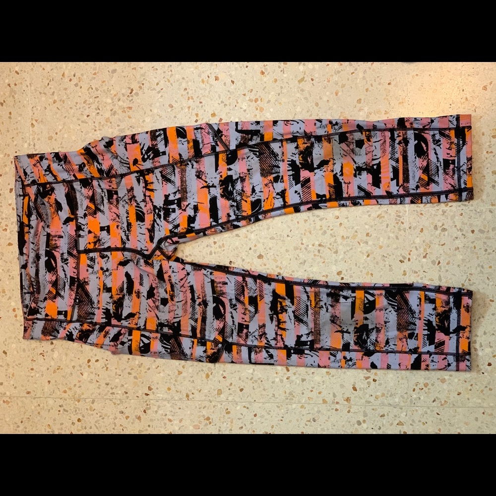 Lululemon crops pants “19